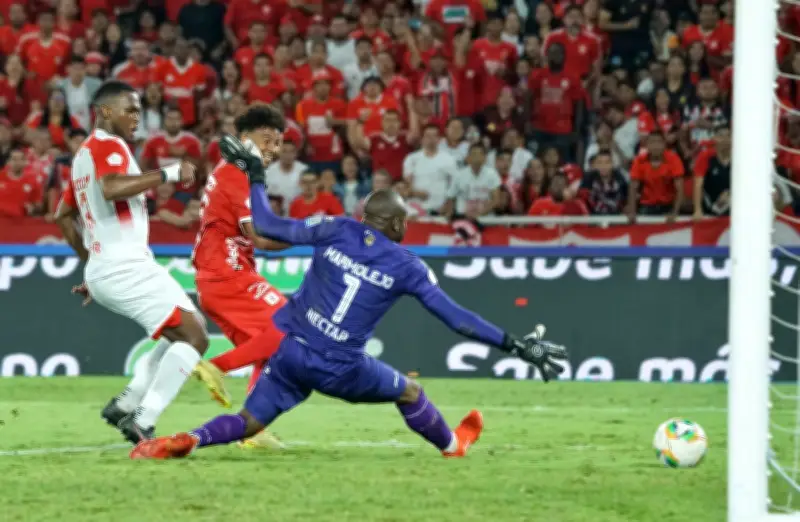 América de Cali asciende al cuarto puesto tras vencer a Santa Fe en la Liga Betplay