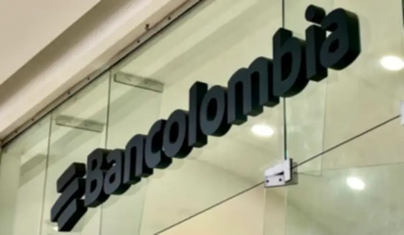 Bancolombia restablece servicios tras nueva falla, alivia a usuarios antes de pago de sueldos