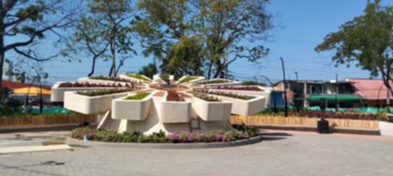 Cartagena recupera su icónico Reloj Floral tras millonaria intervención en parque urbano