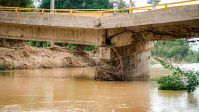 Colfecar alerta sobre crisis en infraestructura vial: 18 puentes colapsados en tres años