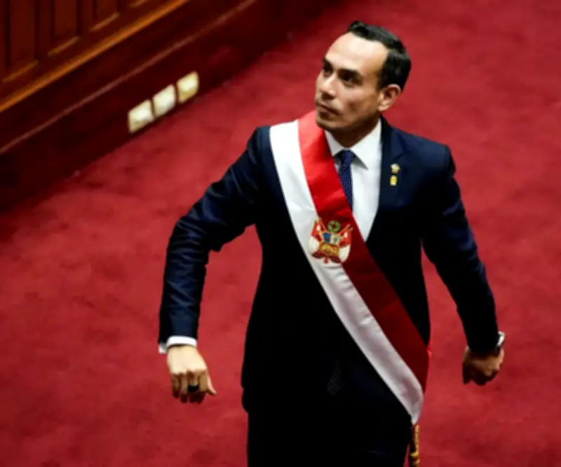 Congreso peruano reúne 78 firmas para debatir moción de censura contra presidente José Jerí