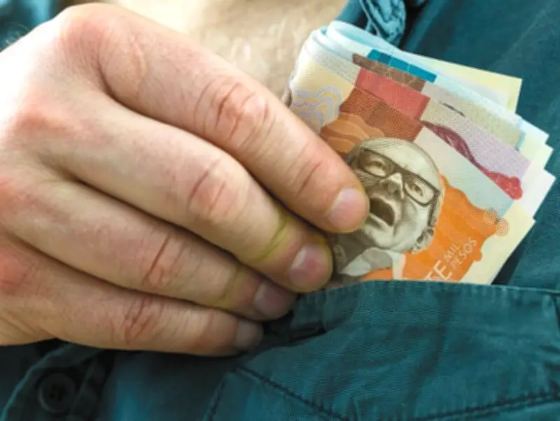 Consejo de Estado suspende incremento del salario mínimo para 2026: reacciones divididas