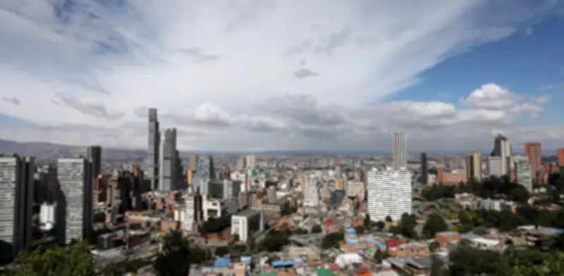 ¿Cuánto cuesta vivir en Bogotá en 2026? Cálculos para familias y personas solas