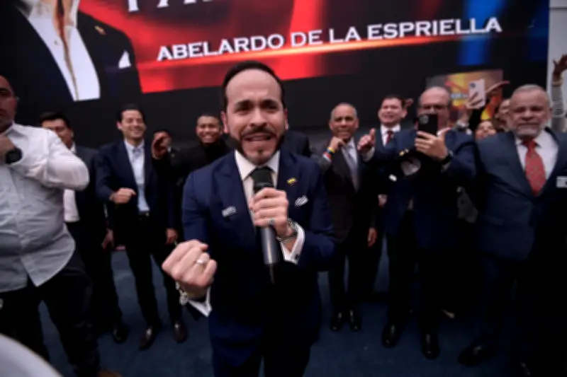 El rechazo estético de la élite a Abelardo de la Espriella y su paradoja electoral