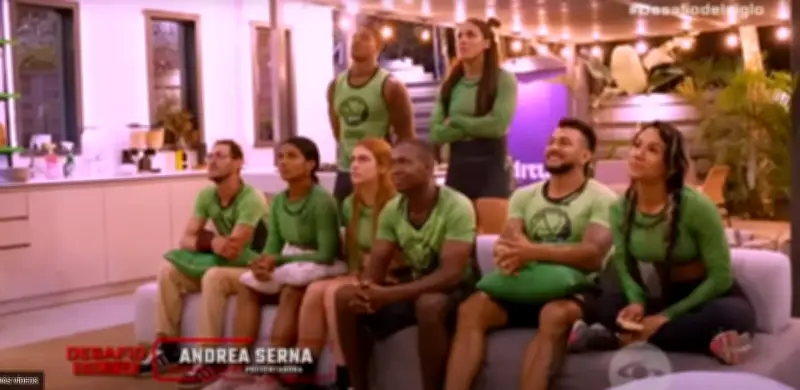 Finalistas de El Desafío Siglo XXI recorren Colombia sin dinero ni transporte propio