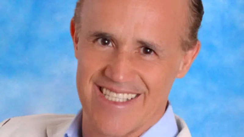 Gonzalo Gallo reflexiona sobre cómo el apego limita el acceso a la abundancia universal