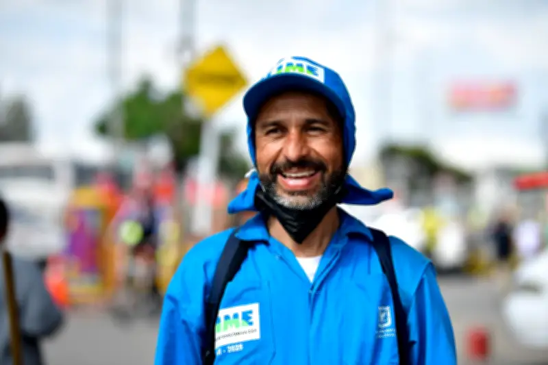 José Molina: el operario de basura que educa sobre residuos en redes sociales