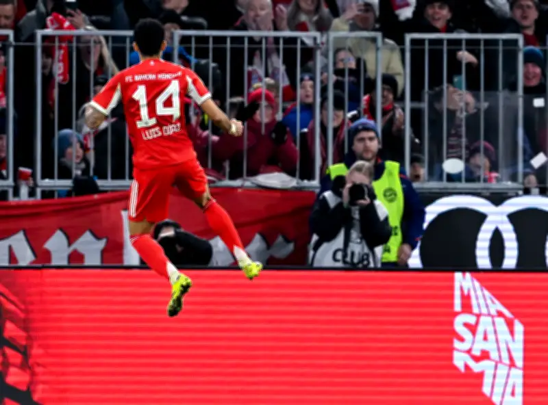Luis Díaz marca gol en la Copa de Alemania y destaca en el Bayern Múnich