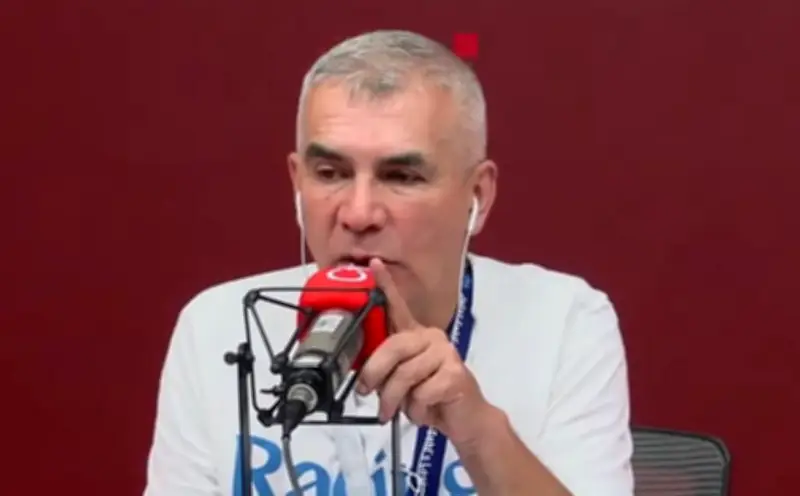 Periodista Diego Rueda critica decisión de Dimayor de no publicar audios del VAR