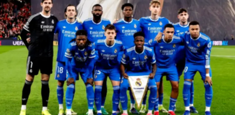 Real Madrid vence al Benfica en Portugal con gol de Vinícius y polémica por racismo