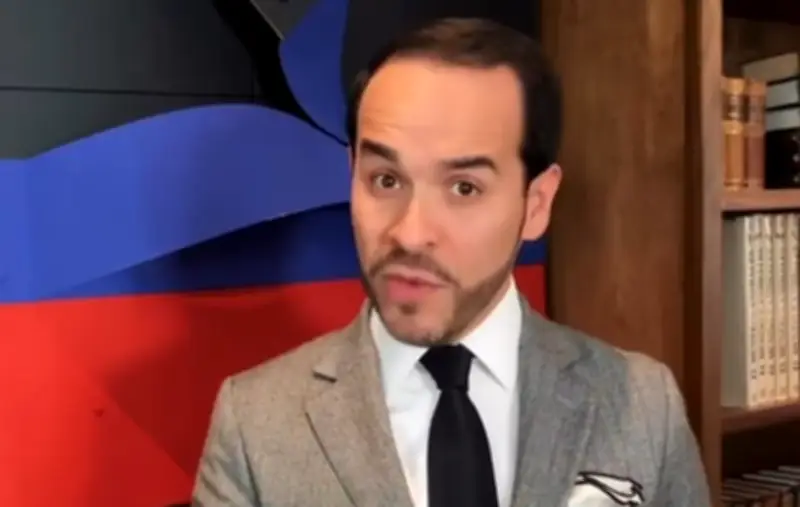 Registraduría niega irregularidades masivas en firmas de De la Espriella