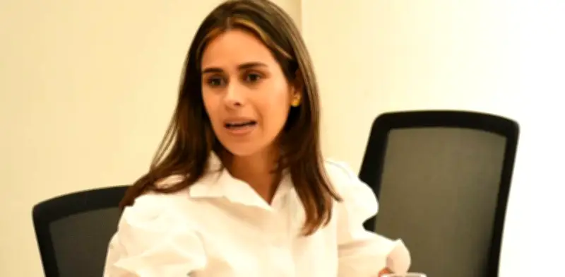 Representante Ángela Vergara denuncia detención de su hijo por ICE en EE.UU. y exige acción del Gobierno