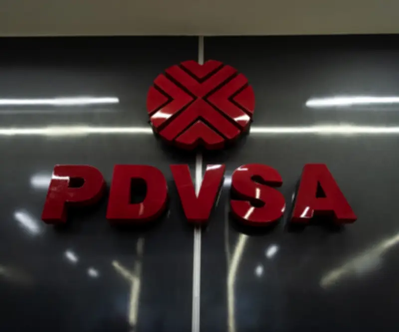 Venezuela suspende 19 contratos petroleros con empresas privadas para revisión