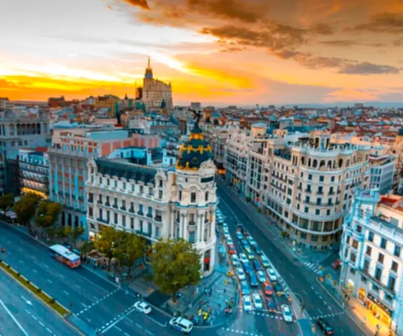 Vivienda en España alcanza récord histórico en 2025 con 714.237 transacciones y crecimiento del 11,5%