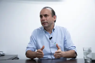 Alcalde de Cali, Alejandro Eder, analiza seguridad, tren y narcotráfico en entrevista