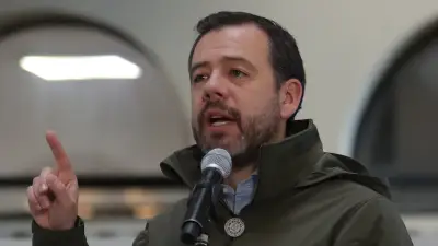 Alcalde Galán vincula posible ajuste en pasaje de TransMilenio a negociación del salario mínimo