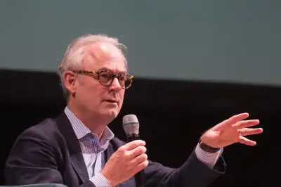 Amor Towles revela su pasión por el cuento en su visita al Hay Festival de Cartagena