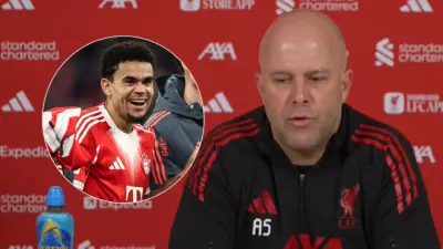 Arne Slot confiesa su sentir ante el triplete de Luis Díaz con el Bayern Múnich