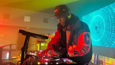 Artistas urbanos celebran la liberación de DJ Dever con mensajes de agradecimiento en redes