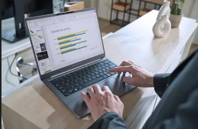 Asus ExpertBook P5 2026: El computador estratégico para el home office en Colombia