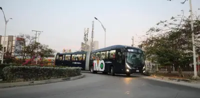 Barranquilla activa la 'Ruta Carnavalera' de Transmetro para facilitar acceso a desfiles de la Vía 40