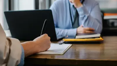 Bogotá ofrece más de 20.000 empleos a término indefinido: postúlese sin costo