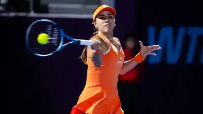 Camila Osorio supera adversidad y avanza a octavos en el WTA 500 de Mérida