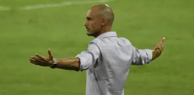 David González critica arbitraje en derrota del América: 'Incongruencias que deciden partidos'