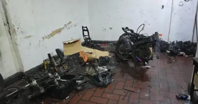 Desmantelan deshuesadero de motos en Los Mártires: ocho capturados por falsedad marcaria