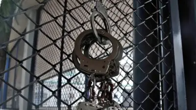 Dos extranjeros a prisión por disparar a adulto mayor durante robo en Medellín