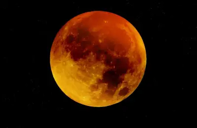 Eclipse lunar total teñirá la Luna de rojo en Colombia este 3 de marzo
