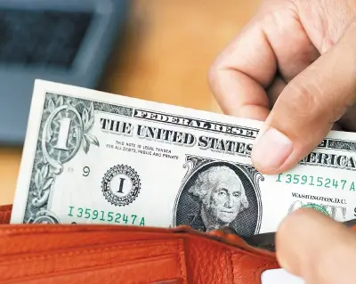 El dólar se mantiene débil en 2026: cotiza en COP 3.678 tras perder más del 10% de valor global