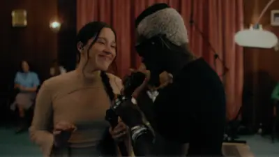 Elsa y Elmar celebra sus raíces colombianas en Spotify Sessions con pop espiritual