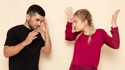 Estudio revela que el 40% de los hombres finge en relaciones por presión económica y social