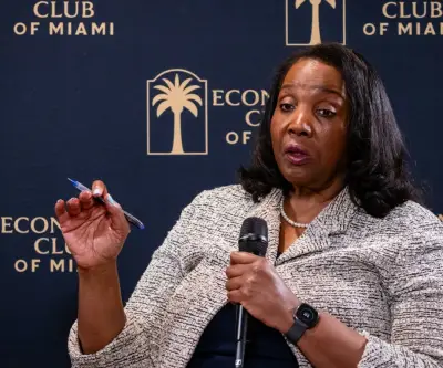 Fed advierte que la IA podría generar desempleo que su política monetaria no pueda contrarrestar