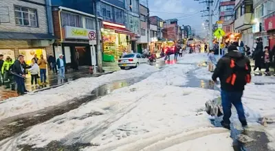 Fuerte granizada cubre calles de Bogotá: Engativá registró 58,6 mm de lluvia en poco más de una hora
