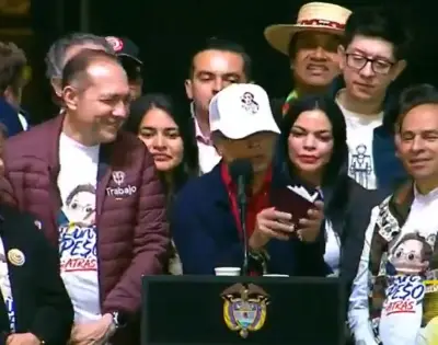 Gobierno colombiano asume fabricación de pasaportes tras superar certificaciones internacionales