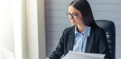 Guía para destacar en el mercado laboral colombiano: oportunidades regionales y vacantes