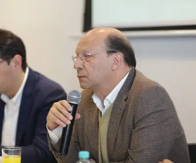 Hacienda convoca a bancos para notificar decreto de inversiones forzosas en medio de tensiones