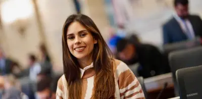 Hijo de congresista colombiana será liberado tras 20 días detenido en centro migratorio de EE.UU.