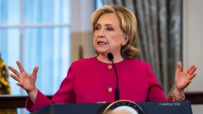 Hillary Clinton niega ante comité del Congreso cualquier vínculo con Jeffrey Epstein