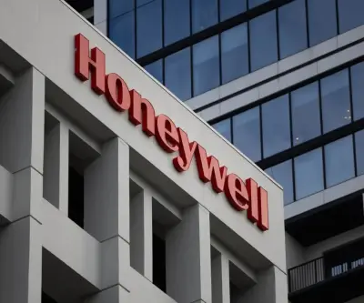 Honeywell evalúa retirarse de multimillonaria compra de Johnson Matthey Catalyst