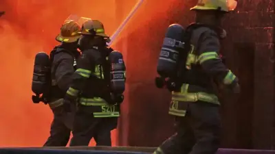 Incendio en Barcelona deja cinco víctimas mortales atrapadas en edificio