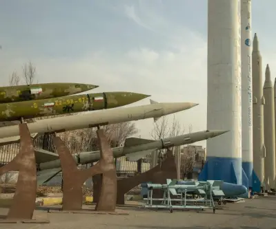 Irán negocia compra de misiles supersónicos chinos ante despliegue naval de EE.UU.