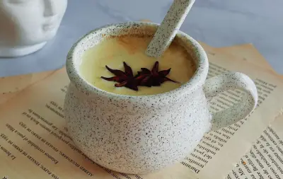 Leche Dorada con Coco: Una Bebida Milenaria que Conquista la Gastronomía Saludable