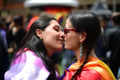 Los códigos secretos de la moda lesbiana: así se usaban para coquetear en el pasado