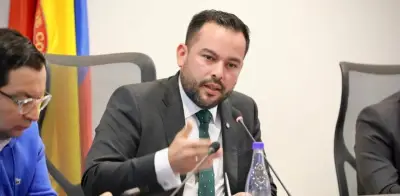 Ministro Edwin Palma exige aumento del salario mínimo superior al 23% tras fallo judicial