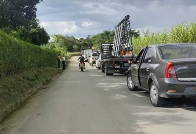 Morales, Cauca, exige control de vehículos pesados para proteger vías durante bloqueo de la Panamericana