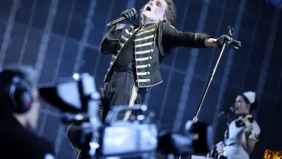 My Chemical Romance y The Hives electrizan Bogotá: una noche de rock liberador en el Vive Claro