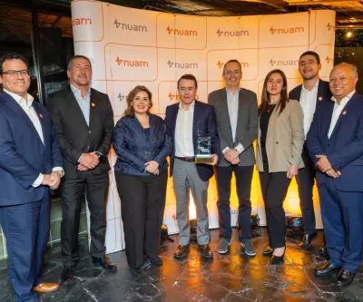 Nuam destaca a comisionistas de bolsa en Colombia por su desempeño en mercados financieros